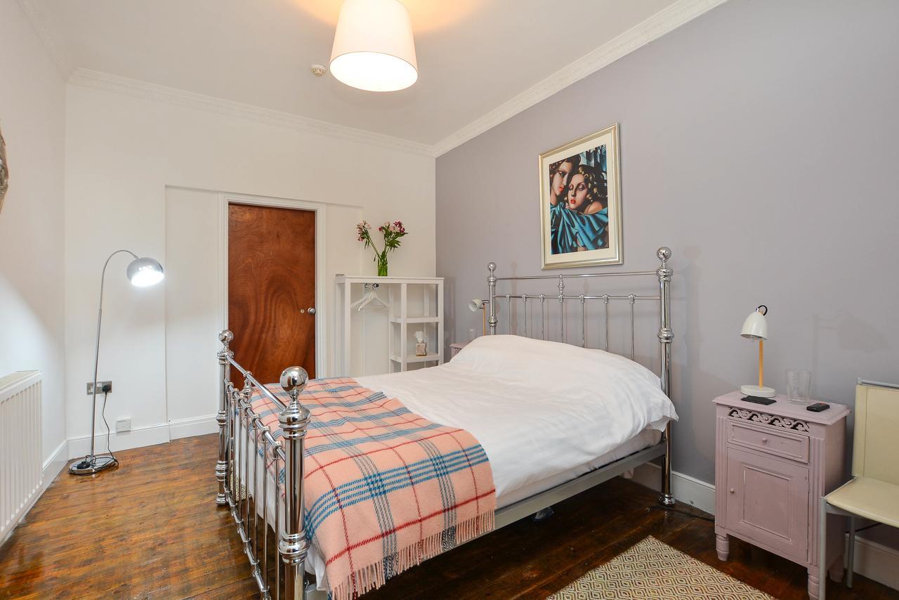 The Location- 1 Free Private Parking Space - 60 Second Walk 2 Minster! York Exterior photo